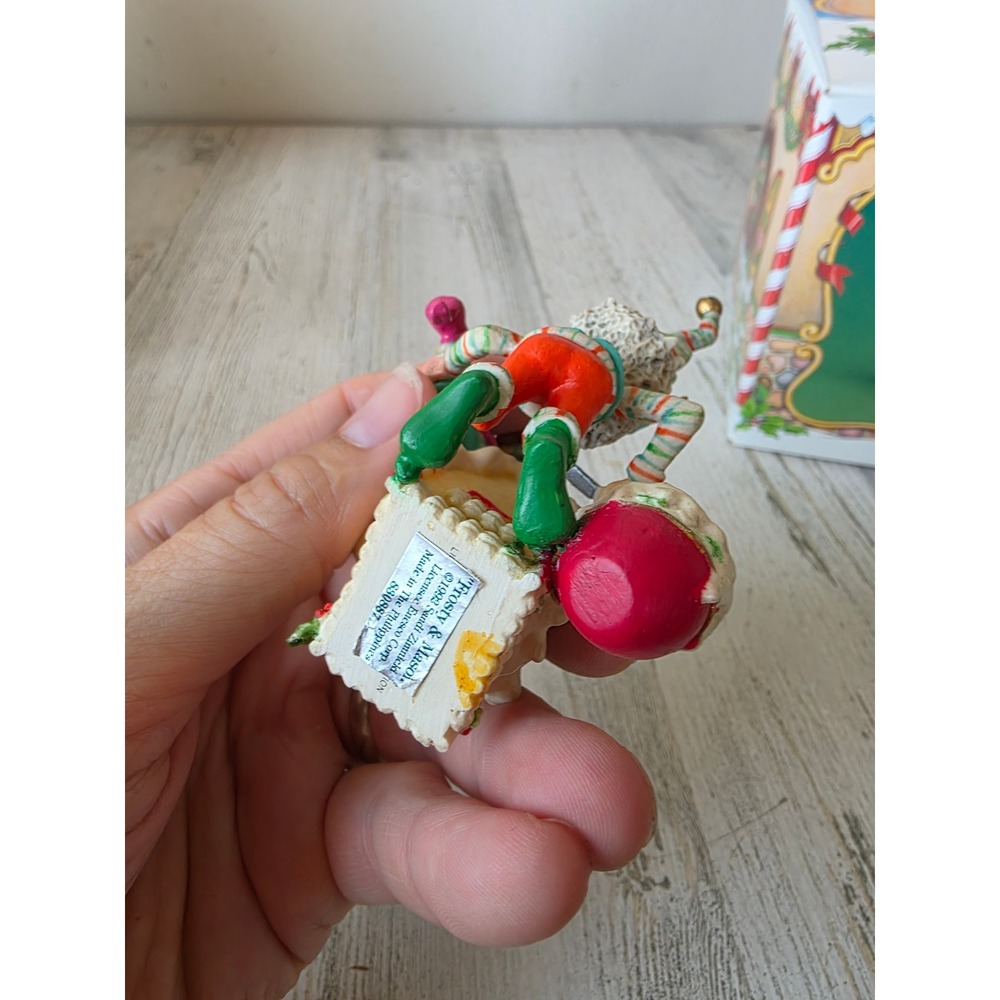Vintage enesco sandi ziminicki Frosty Mason gingerbread elf North Pole village - Picture 9 of 9